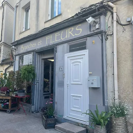 Hotel Maison De *